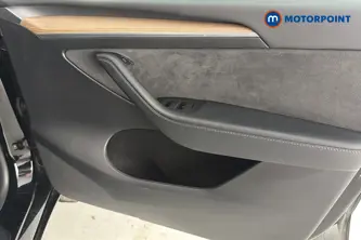 Tesla Model Y Rwd 5Dr Auto Automatic Electric SUV - Stock Number (1662197) - 18th supplementary image