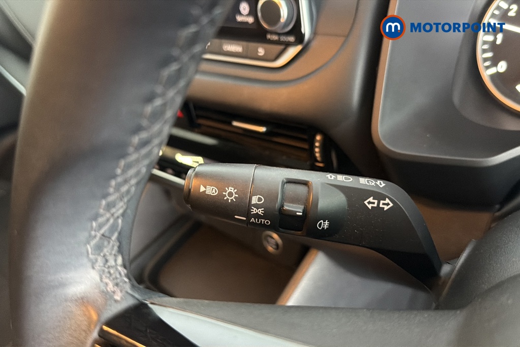 Nissan Qashqai Acenta Premium Manual Petrol SUV - Stock Number (1662247) - 5th supplementary image