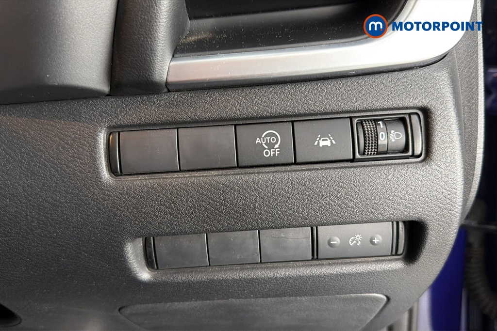 Nissan Qashqai Acenta Premium Manual Petrol SUV - Stock Number (1662247) - 11th supplementary image