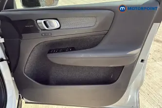 Volvo Xc40 Ultimate Automatic Petrol SUV - Stock Number (1662396) - 18th supplementary image