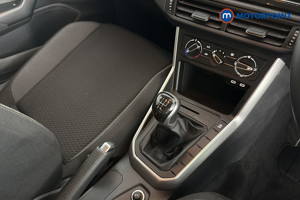 Volkswagen Polo Life Manual Petrol Hatchback - Stock Number (1663407) - 15th supplementary image