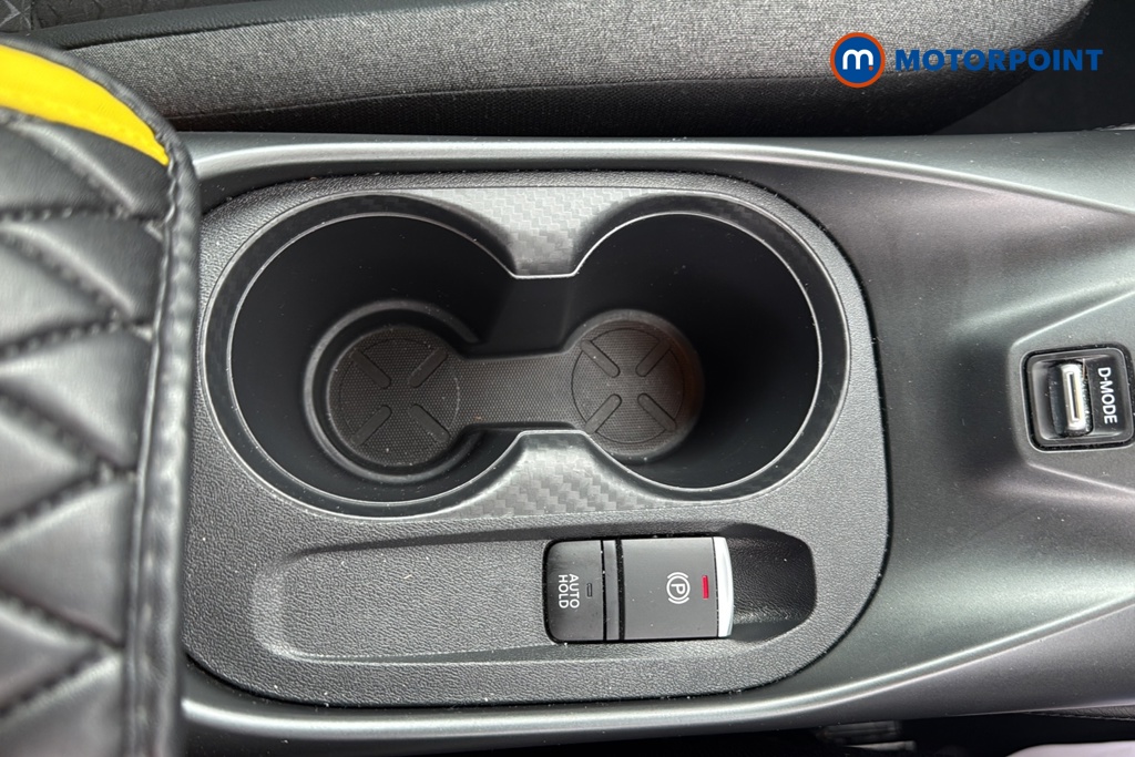 Nissan Juke N-Connecta Automatic Petrol SUV - Stock Number (1663413) - 16th supplementary image