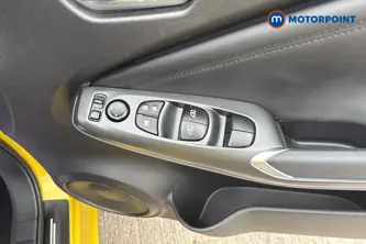 Nissan Juke N-Connecta Automatic Petrol SUV - Stock Number (1663413) - 19th supplementary image