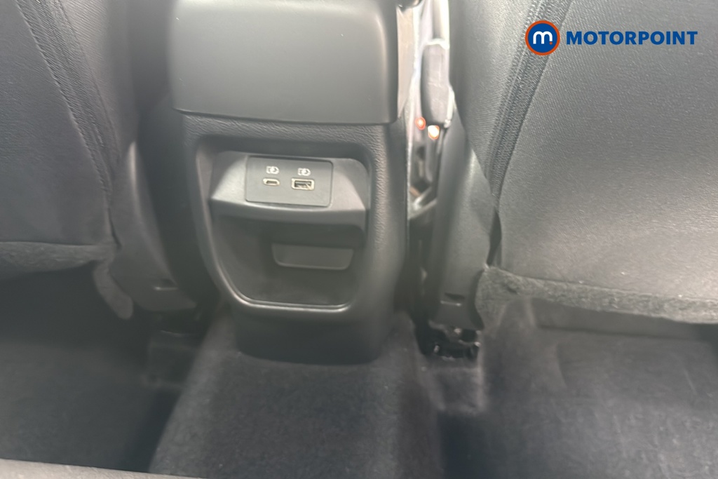 Nissan Juke N-Connecta Automatic Petrol SUV - Stock Number (1663413) - 28th supplementary image