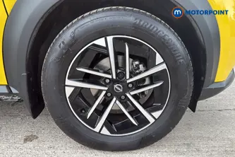 Nissan Juke N-Connecta Automatic Petrol SUV - Stock Number (1663413) - 47th supplementary image