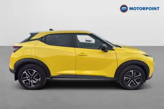 Nissan Juke N-Connecta Automatic Petrol SUV - Stock Number (1663413) - Passenger side