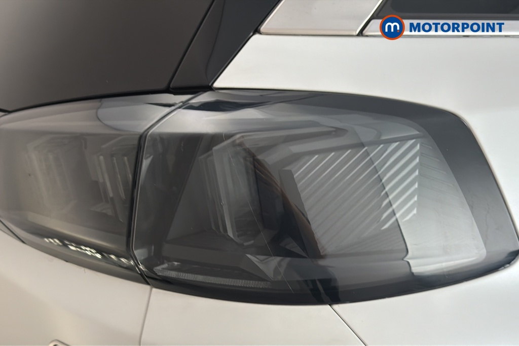 Peugeot 5008 GT Automatic Diesel SUV - Stock Number (1663525) - 36th supplementary image
