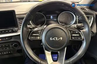 KIA Xceed 3 Manual Petrol Hatchback - Stock Number (1664286) - 2nd supplementary image