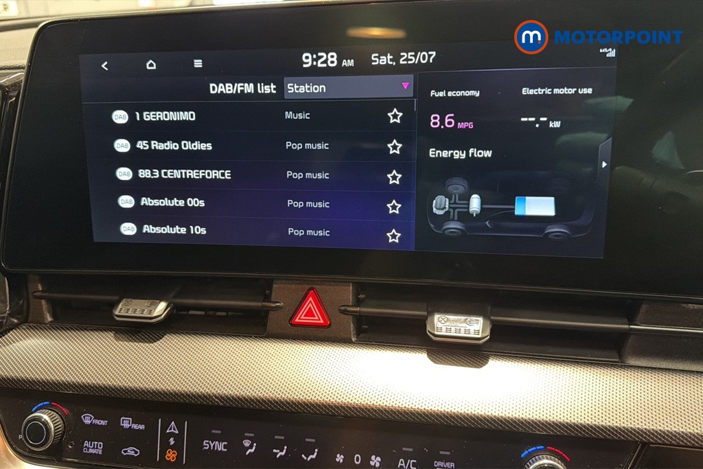 KIA Sportage 3 Automatic Petrol-Electric Hybrid SUV - Stock Number (1664364) - 8th supplementary image