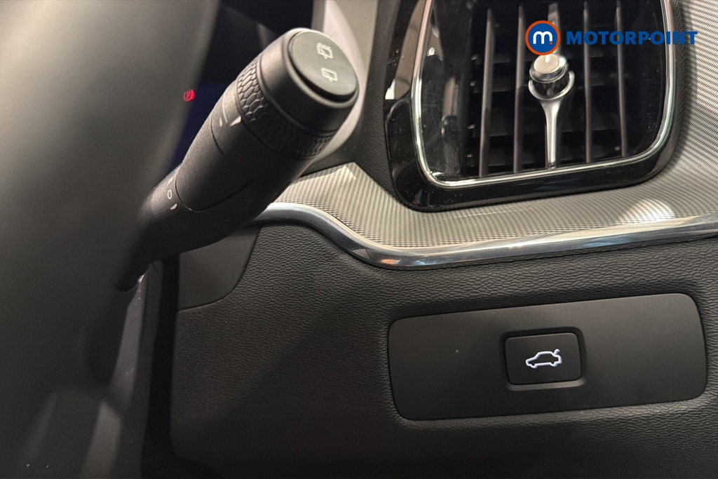 Volvo Xc60 Plus Automatic Petrol SUV - Stock Number (1664544) - 11th supplementary image