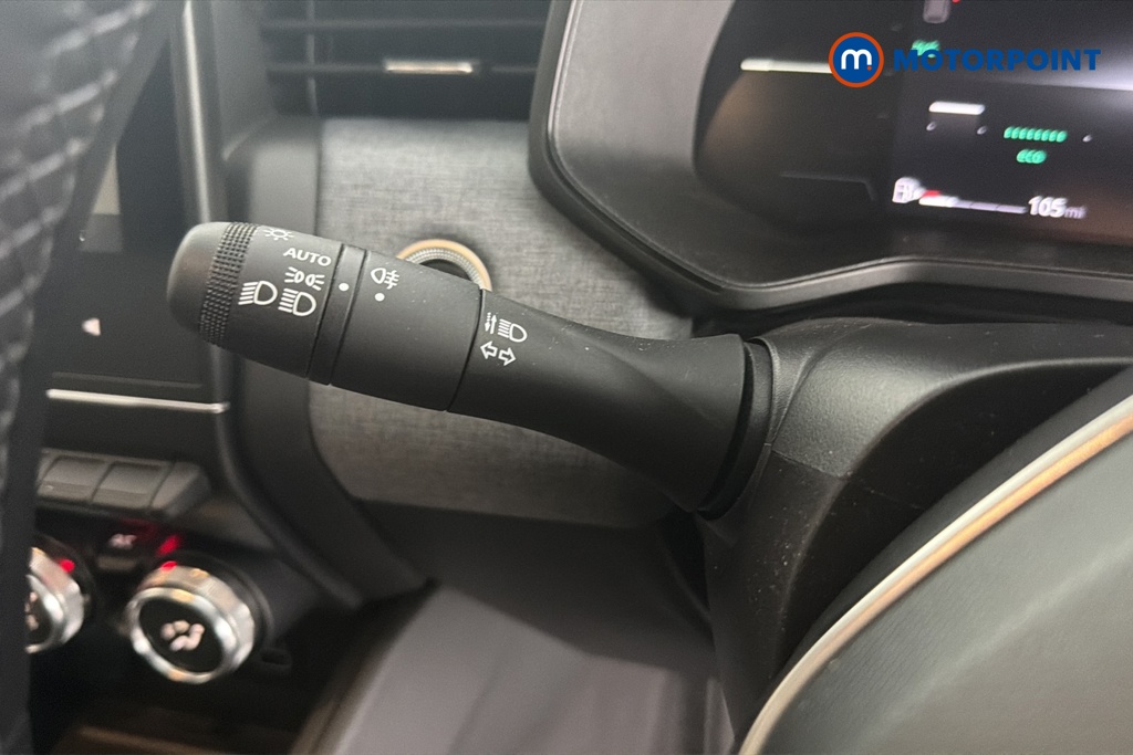 Renault Clio Evolution Manual Petrol Hatchback - Stock Number (1655913) - 5th supplementary image