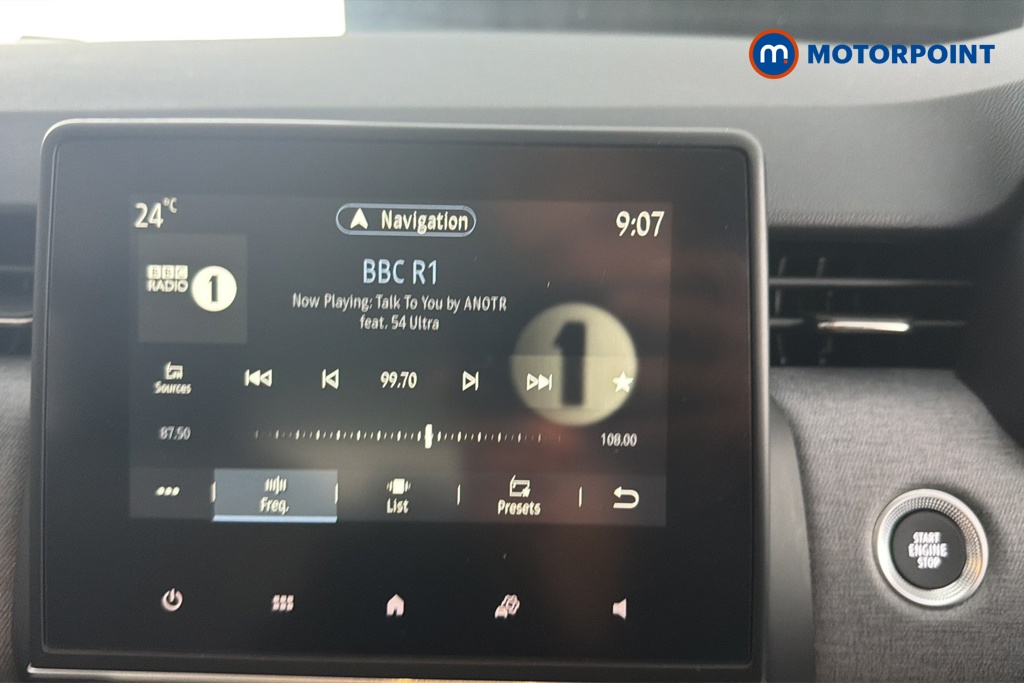 Renault Clio Evolution Manual Petrol Hatchback - Stock Number (1655913) - 8th supplementary image