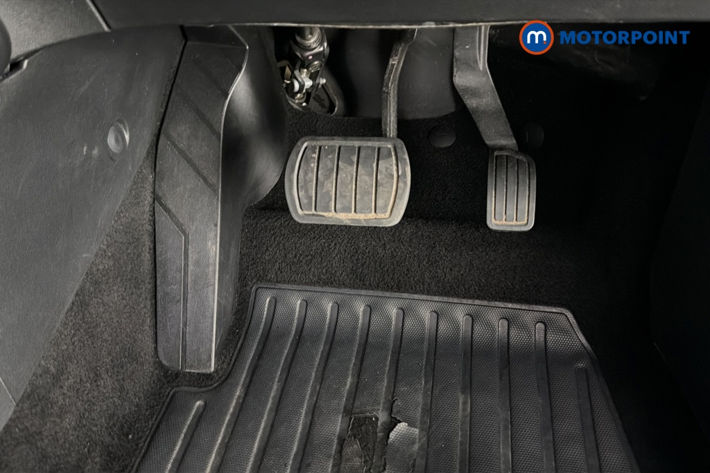 Peugeot 2008 Allure Automatic Petrol SUV - Stock Number (1659731) - 24th supplementary image