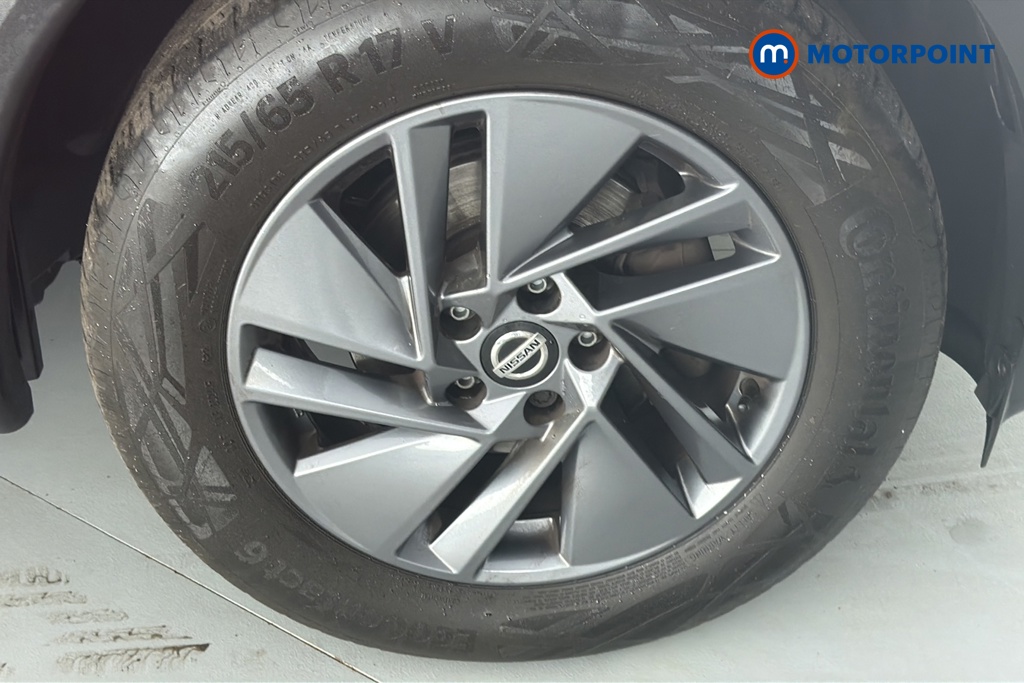 Nissan Qashqai Acenta Premium Manual Petrol SUV - Stock Number (1660960) - 47th supplementary image