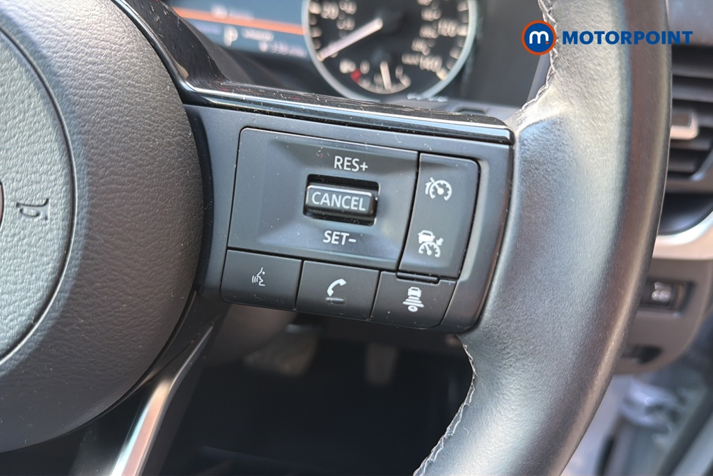 Nissan Qashqai Acenta Premium Automatic Petrol-Electric Hybrid SUV - Stock Number (1660966) - 3rd supplementary image