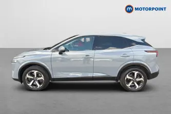 Nissan Qashqai Acenta Premium Automatic Petrol-Electric Hybrid SUV - Stock Number (1660966) - Drivers side
