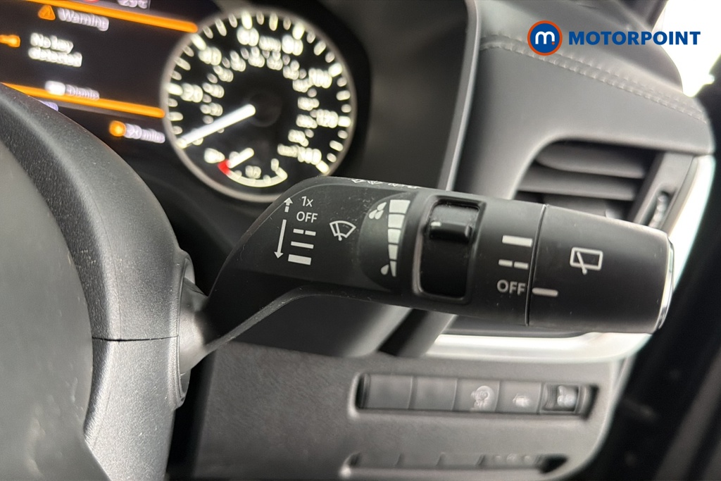 Nissan Qashqai Visia Manual Petrol SUV - Stock Number (1661609) - 6th supplementary image