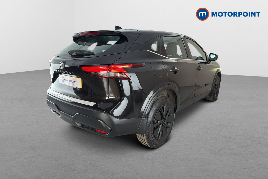 Nissan Qashqai Visia Manual Petrol SUV - Stock Number (1661609) - Passenger side rear corner