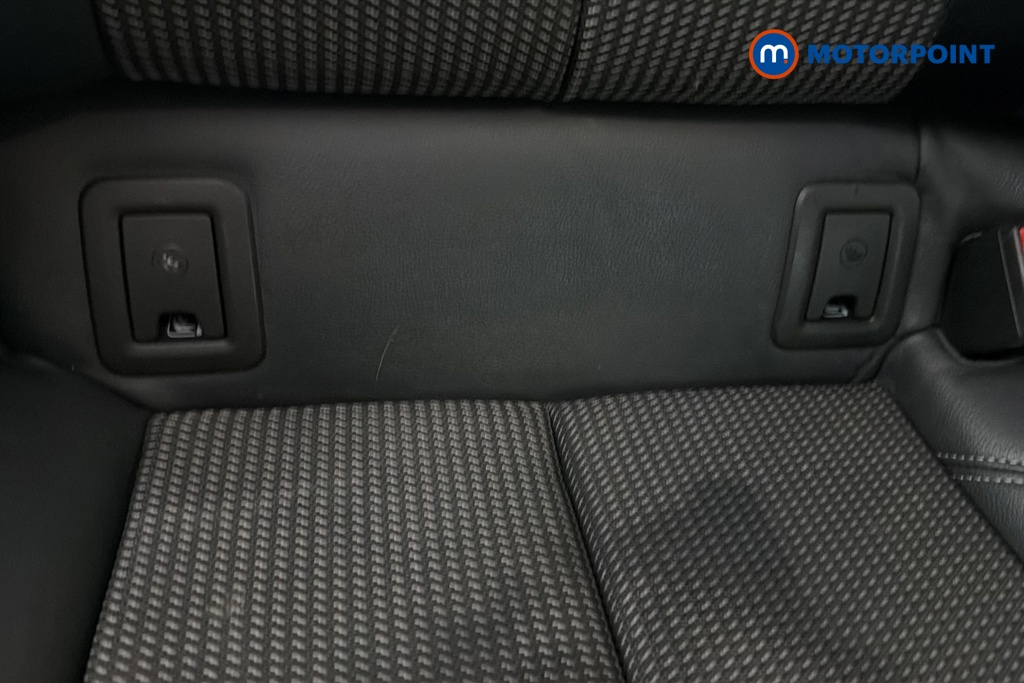 Audi Q2 S Line Automatic Petrol SUV - Stock Number (1662553) - 27th supplementary image