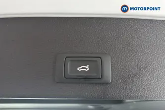Audi Q2 S Line Automatic Petrol SUV - Stock Number (1662553) - 33rd supplementary image