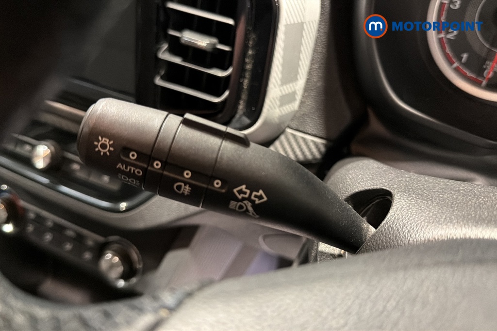 Mg Motor Uk MG3 Exclusive Manual Petrol Hatchback - Stock Number (1662916) - 5th supplementary image