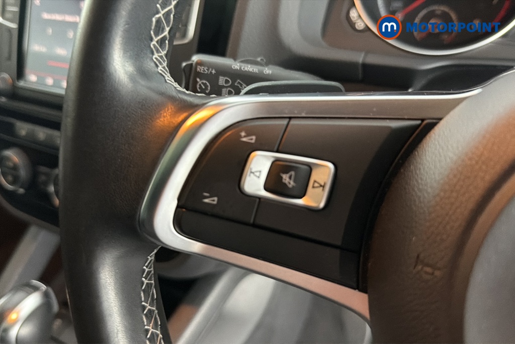 Volkswagen Scirocco R-Line Automatic Petrol Coupe - Stock Number (1664472) - 4th supplementary image