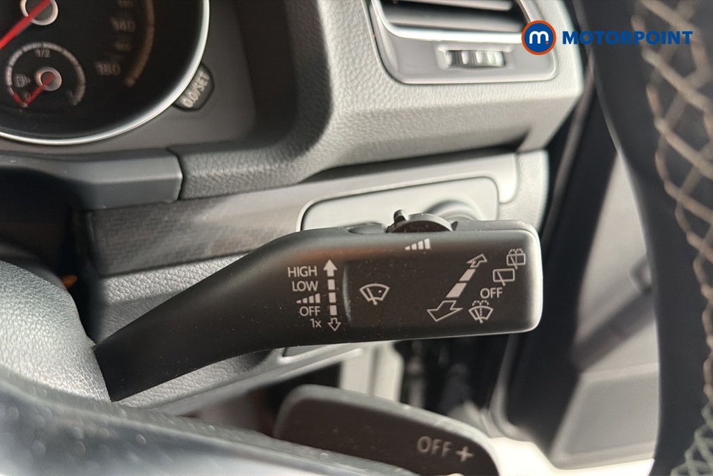 Volkswagen Scirocco R-Line Automatic Petrol Coupe - Stock Number (1664472) - 6th supplementary image