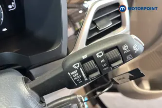 Ssangyong Korando Ventura Manual Petrol SUV - Stock Number (1628116) - 6th supplementary image