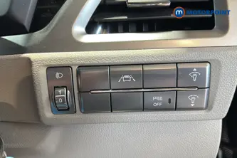 Ssangyong Korando Ventura Manual Petrol SUV - Stock Number (1628116) - 11th supplementary image