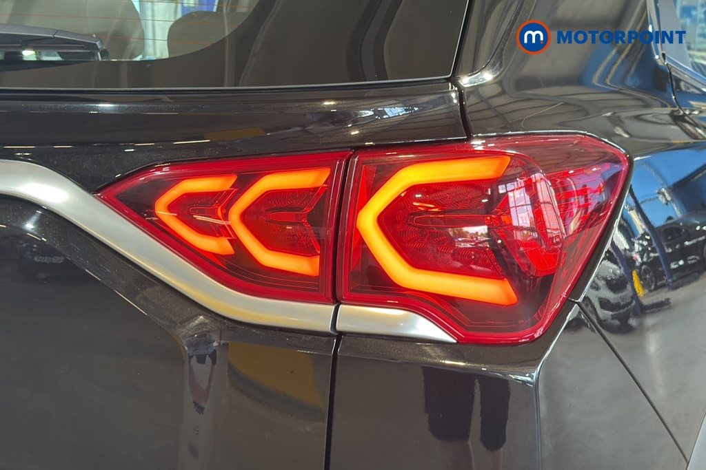 Ssangyong Korando Ventura Manual Petrol SUV - Stock Number (1628116) - 36th supplementary image