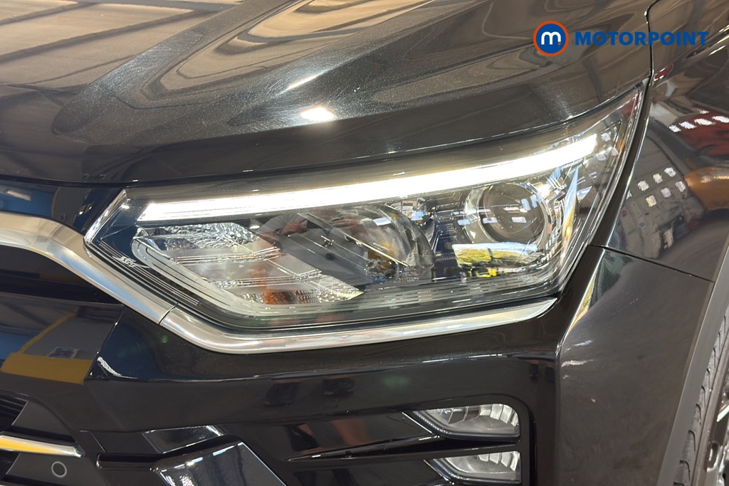 Ssangyong Korando Ventura Manual Petrol SUV - Stock Number (1628116) - 42nd supplementary image