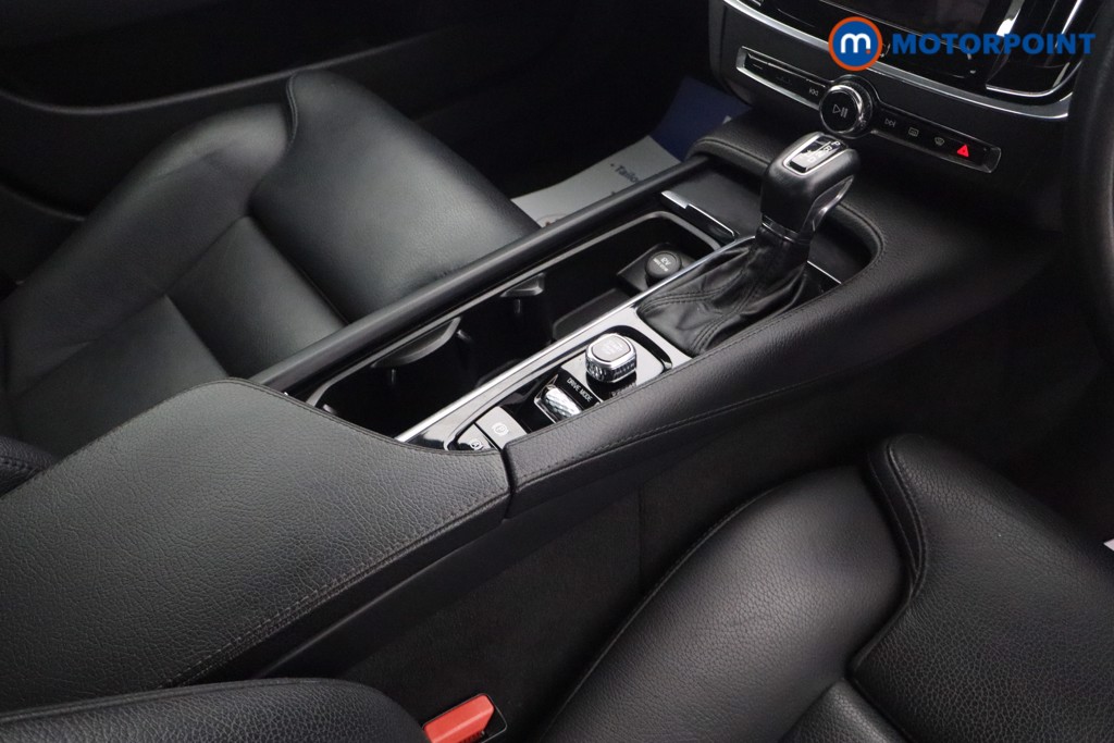 Volvo S90 Momentum Plus Automatic Petrol Saloon - Stock Number (1650997) - 16th supplementary image