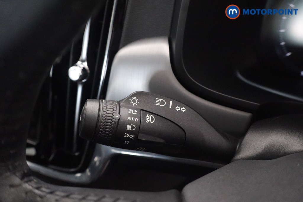 Volvo S90 Momentum Plus Automatic Petrol Saloon - Stock Number (1650997) - 17th supplementary image