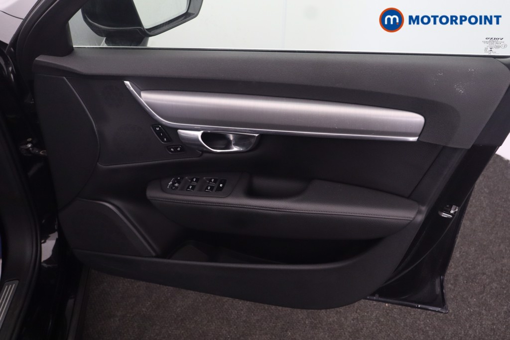 Volvo S90 Momentum Plus Automatic Petrol Saloon - Stock Number (1650997) - 22nd supplementary image