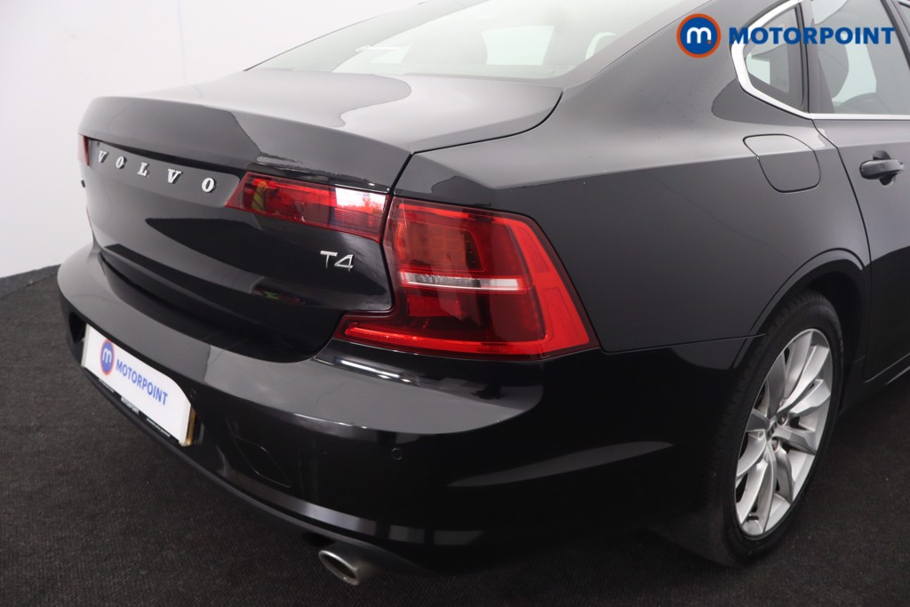 Volvo S90 Momentum Plus Automatic Petrol Saloon - Stock Number (1650997) - 36th supplementary image
