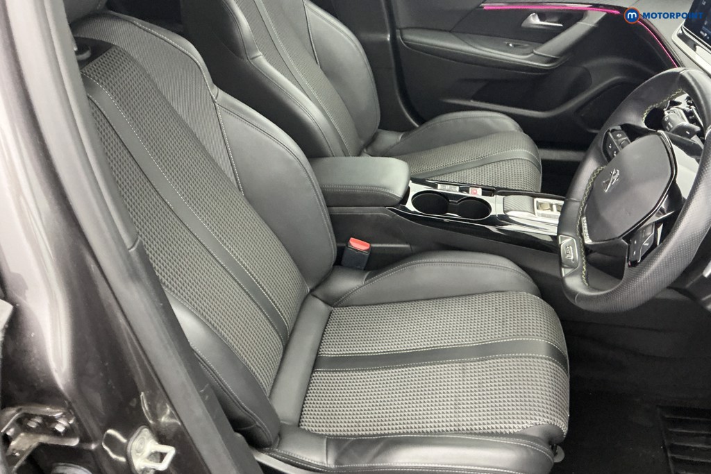 Peugeot 2008 GT Automatic Petrol SUV - Stock Number (1651335) - 5th supplementary image