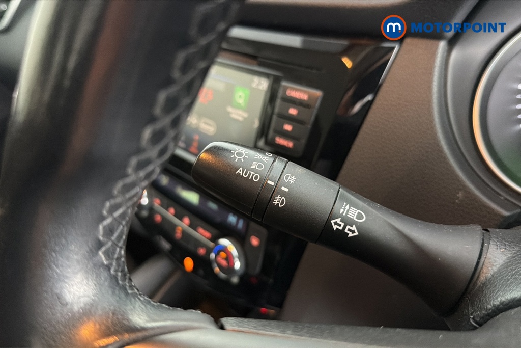 Nissan Qashqai Acenta Premium Manual Petrol SUV - Stock Number (1651629) - 5th supplementary image