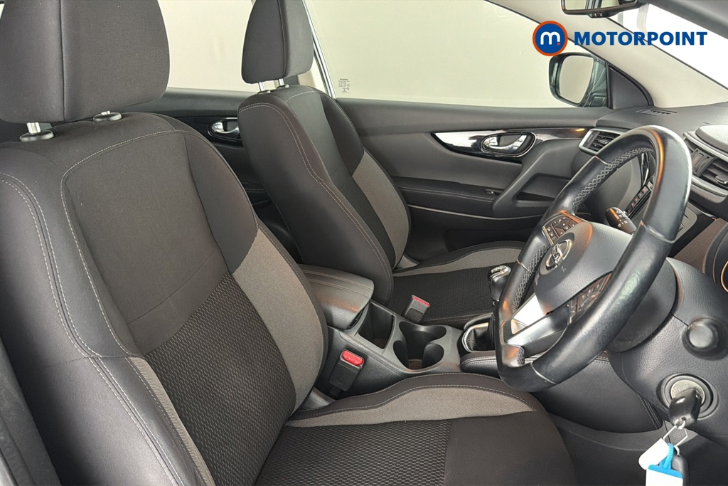Nissan Qashqai Acenta Premium Manual Petrol SUV - Stock Number (1651629) - 22nd supplementary image