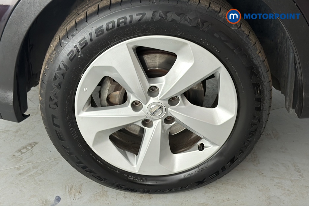 Nissan Qashqai Acenta Premium Manual Petrol SUV - Stock Number (1651629) - 44th supplementary image