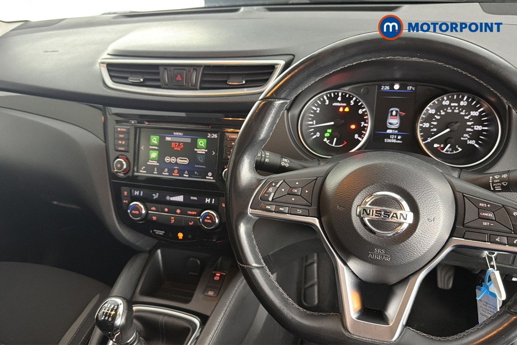 Nissan Qashqai Acenta Premium Manual Petrol SUV - Stock Number (1651629) - 1st supplementary image