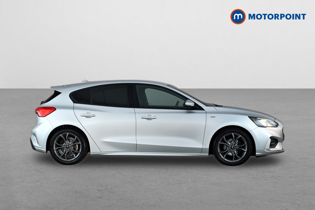 Ford Focus St-Line Manual Petrol Hatchback - Stock Number (1652407) - Drivers side