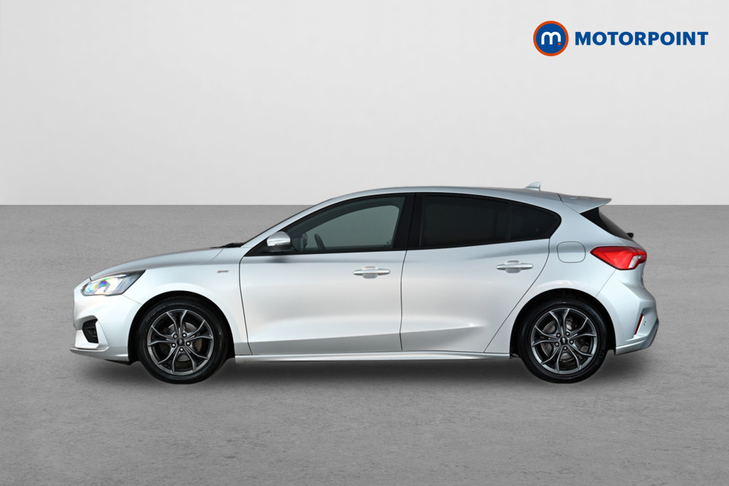 Ford Focus St-Line Manual Petrol Hatchback - Stock Number (1652407) - Passenger side