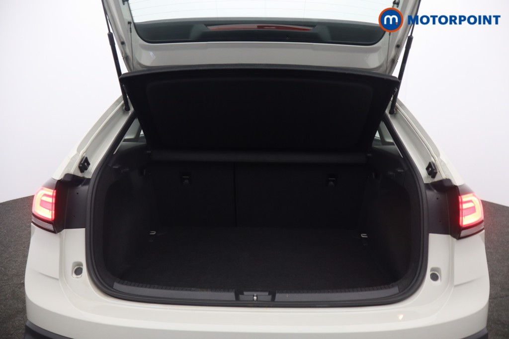 Volkswagen Taigo Life Automatic Petrol SUV - Stock Number (1653844) - 12th supplementary image