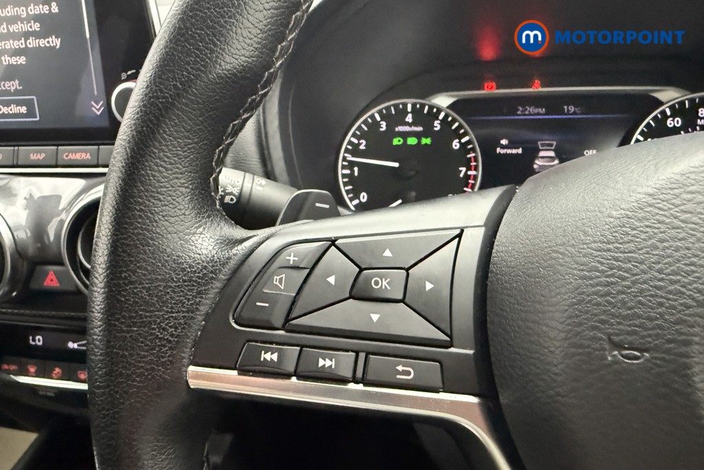 Nissan Juke N-Connecta Automatic Petrol SUV - Stock Number (1654233) - 8th supplementary image
