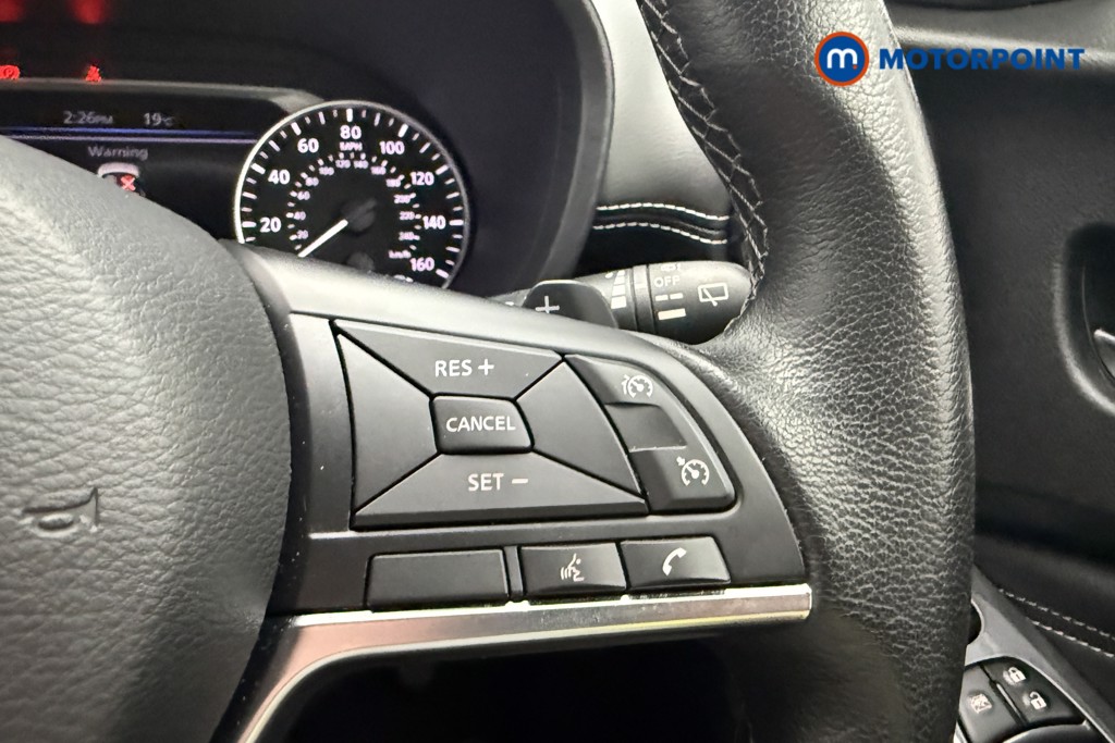 Nissan Juke N-Connecta Automatic Petrol SUV - Stock Number (1654233) - 9th supplementary image