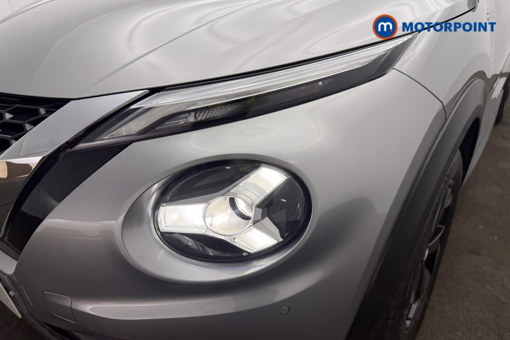 Nissan Juke N-Connecta Automatic Petrol SUV - Stock Number (1654233) - 22nd supplementary image