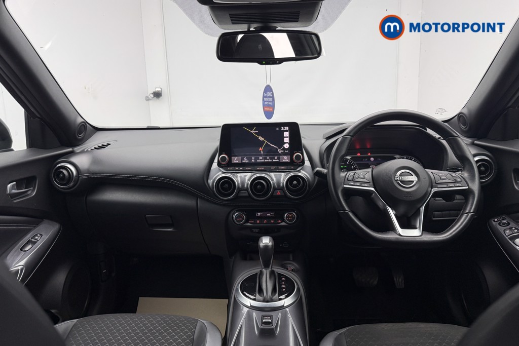 Nissan Juke N-Connecta Automatic Petrol SUV - Stock Number (1654233) - 1st supplementary image