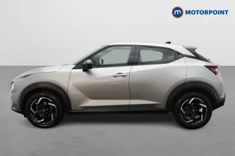 Nissan Juke N-Connecta Automatic Petrol SUV - Stock Number (1654233) - Passenger side