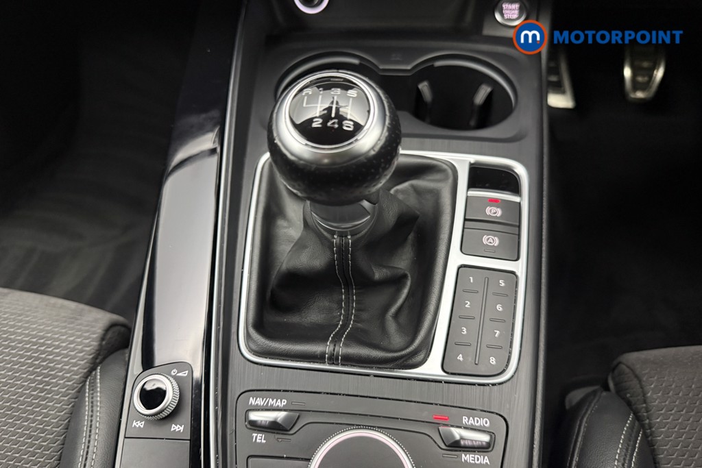 Audi A4 Black Edition Manual Petrol Saloon - Stock Number (1654833) - 8th supplementary image