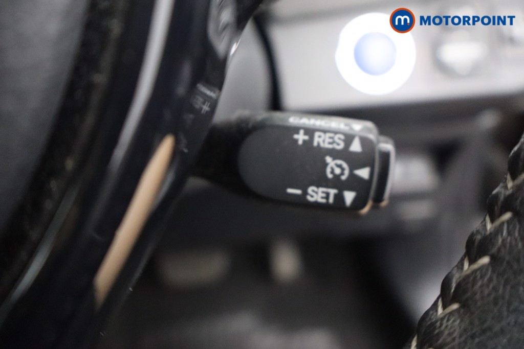 Toyota Yaris Icon Tech Automatic Petrol-Electric Hybrid Hatchback - Stock Number (1656133) - 8th supplementary image